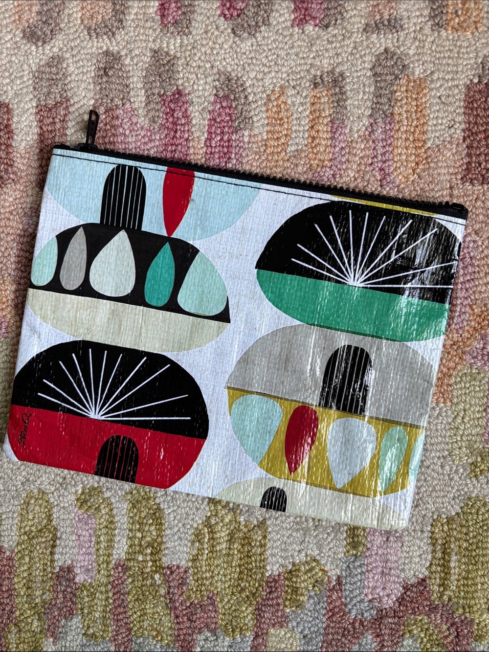 Blue Q Retro Modern Geometric Shapes bold colors, pop art design zipper pouch